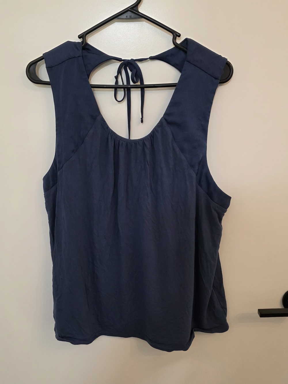 Women’s Navy Sleeveless Tie-Back Top
